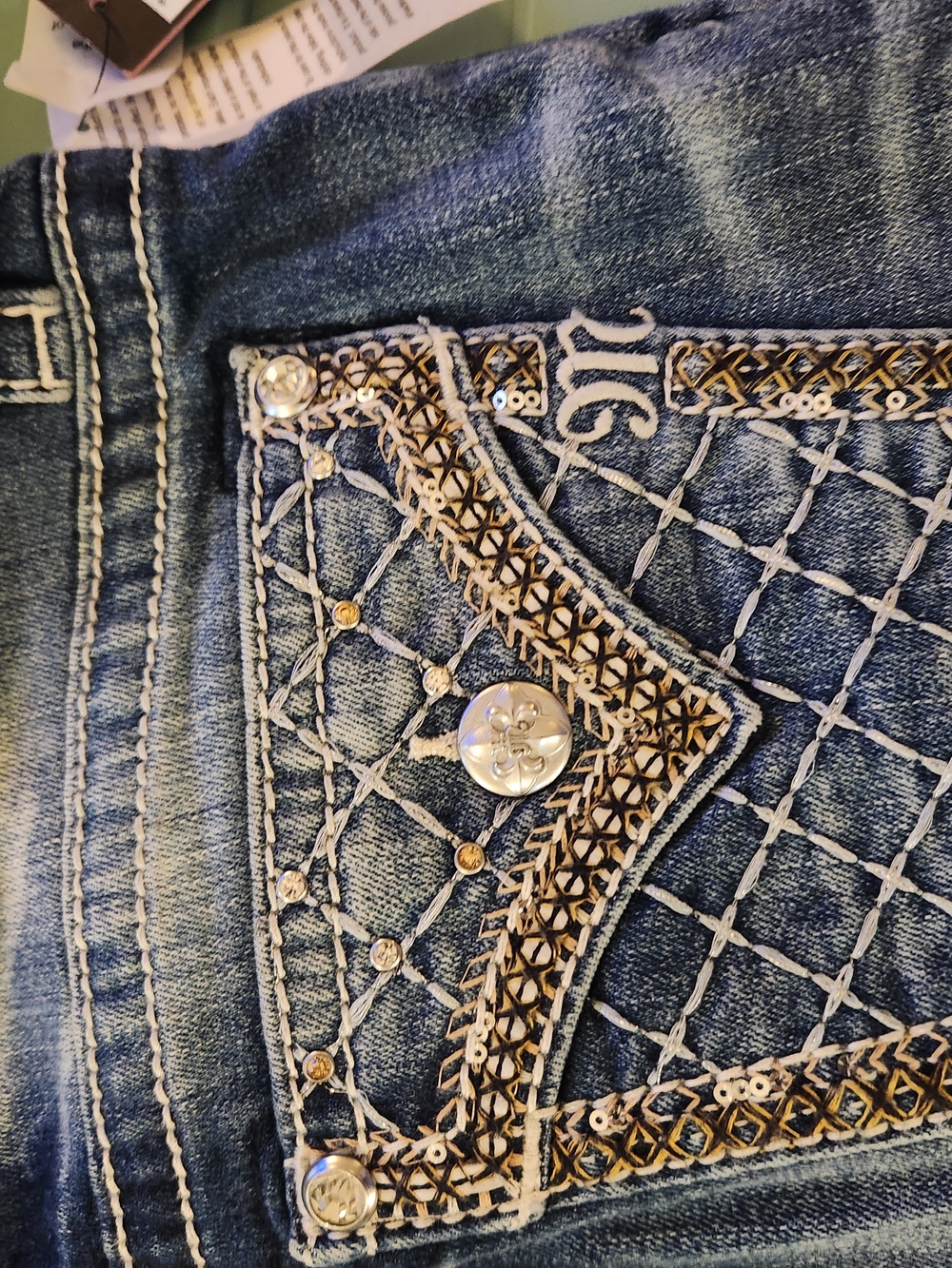 Miss Me Skinny Jeans in Faded Blue Wash with Embellished Pocket - Picture 2 of 3